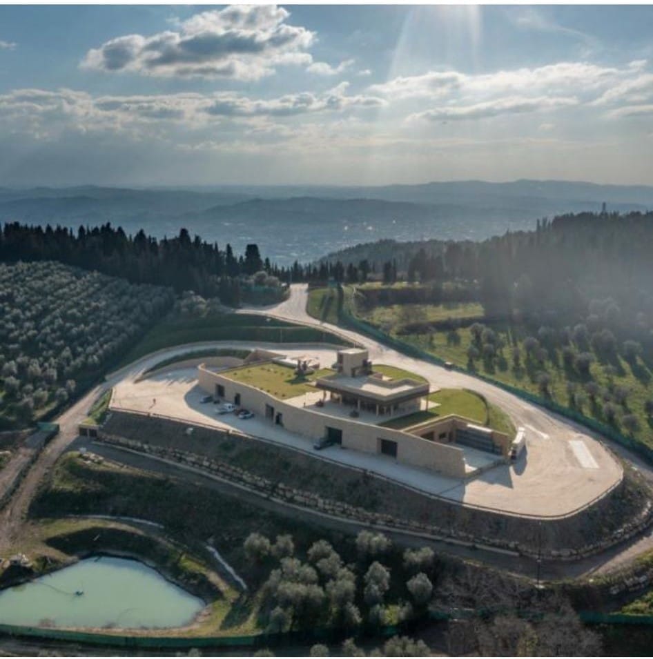 Vista panoramica del Frantoio Cesare Buonamici, location esclusiva per eventi organizzati da Luna Evnt